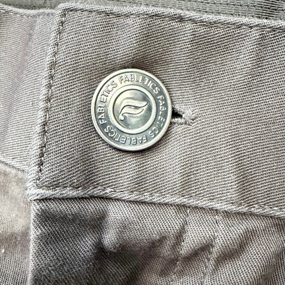 Fabletics Men’s Chino Brown/Gray - Picture 6 of 7